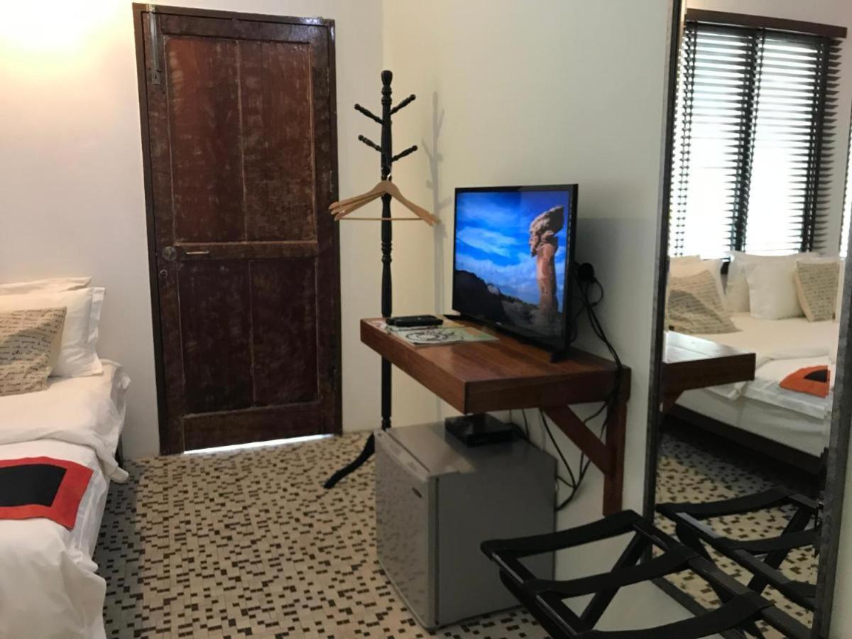 Rangoon Residences + George Town Esterno foto