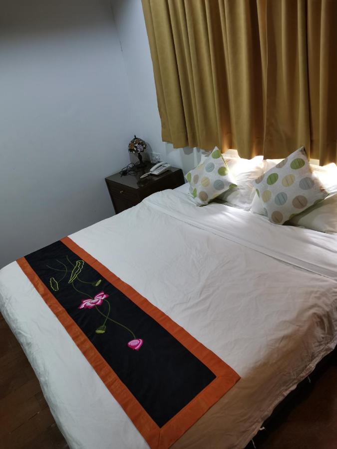 Rangoon Residences + George Town Esterno foto